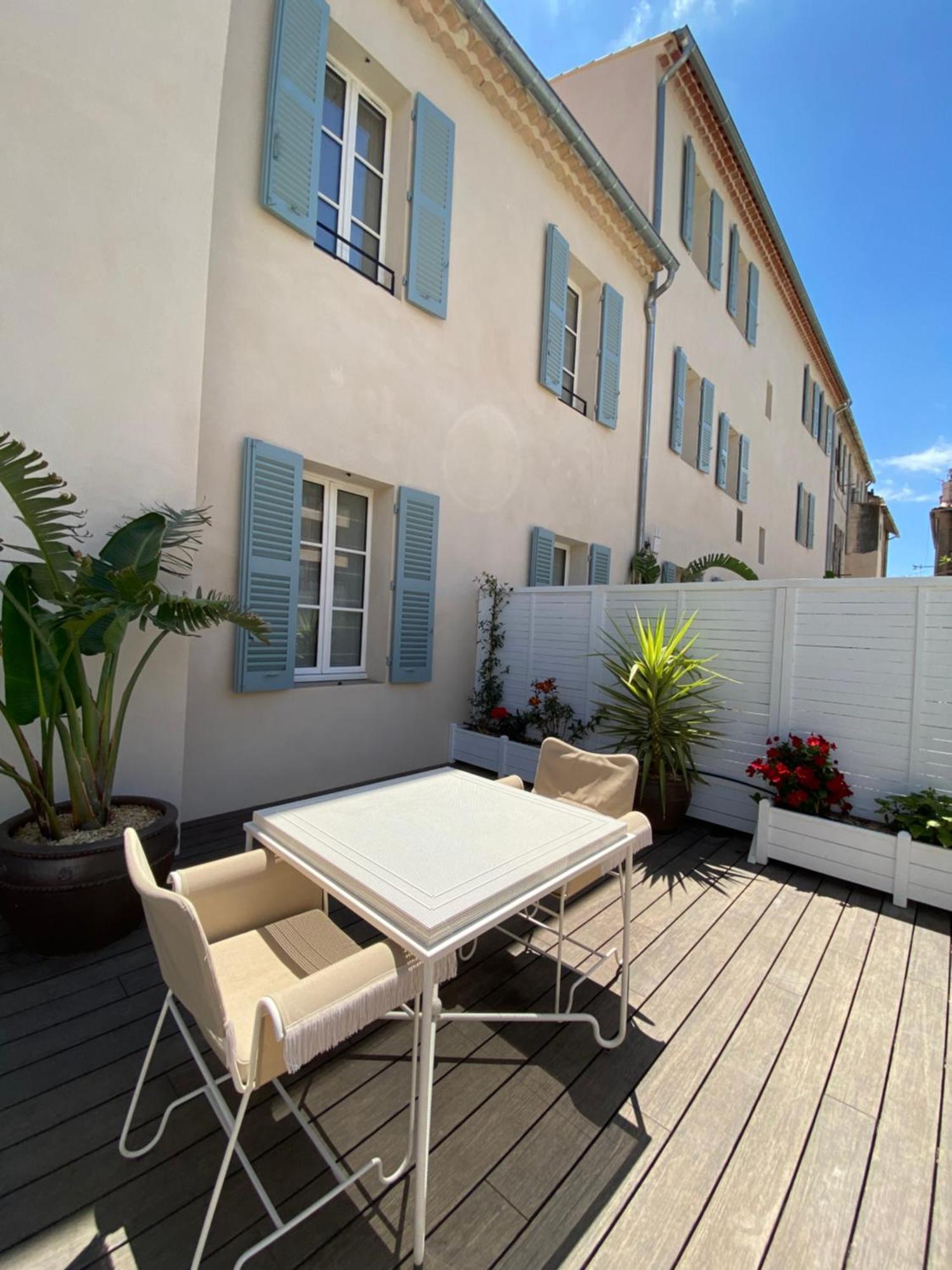 Lilou Hotel Hyères Exterior foto